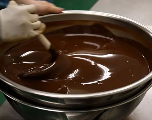 チョコがけけんぴ（ミルクチョコ）｜袋入り商品｜│芋屋金次郎